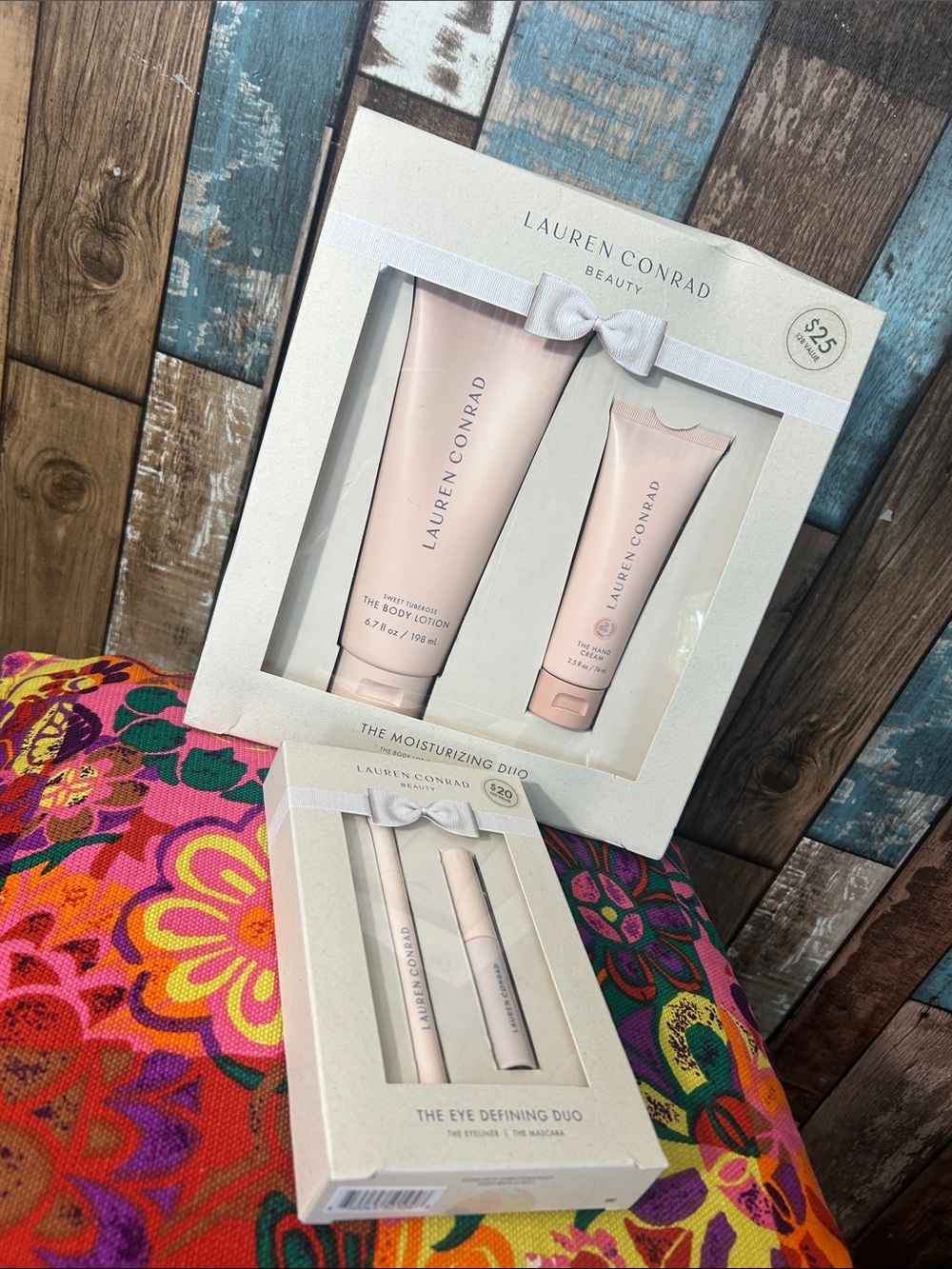 LC Lauren Conrad Pink Moisturizing Duo Gift Set & eye defining Duo